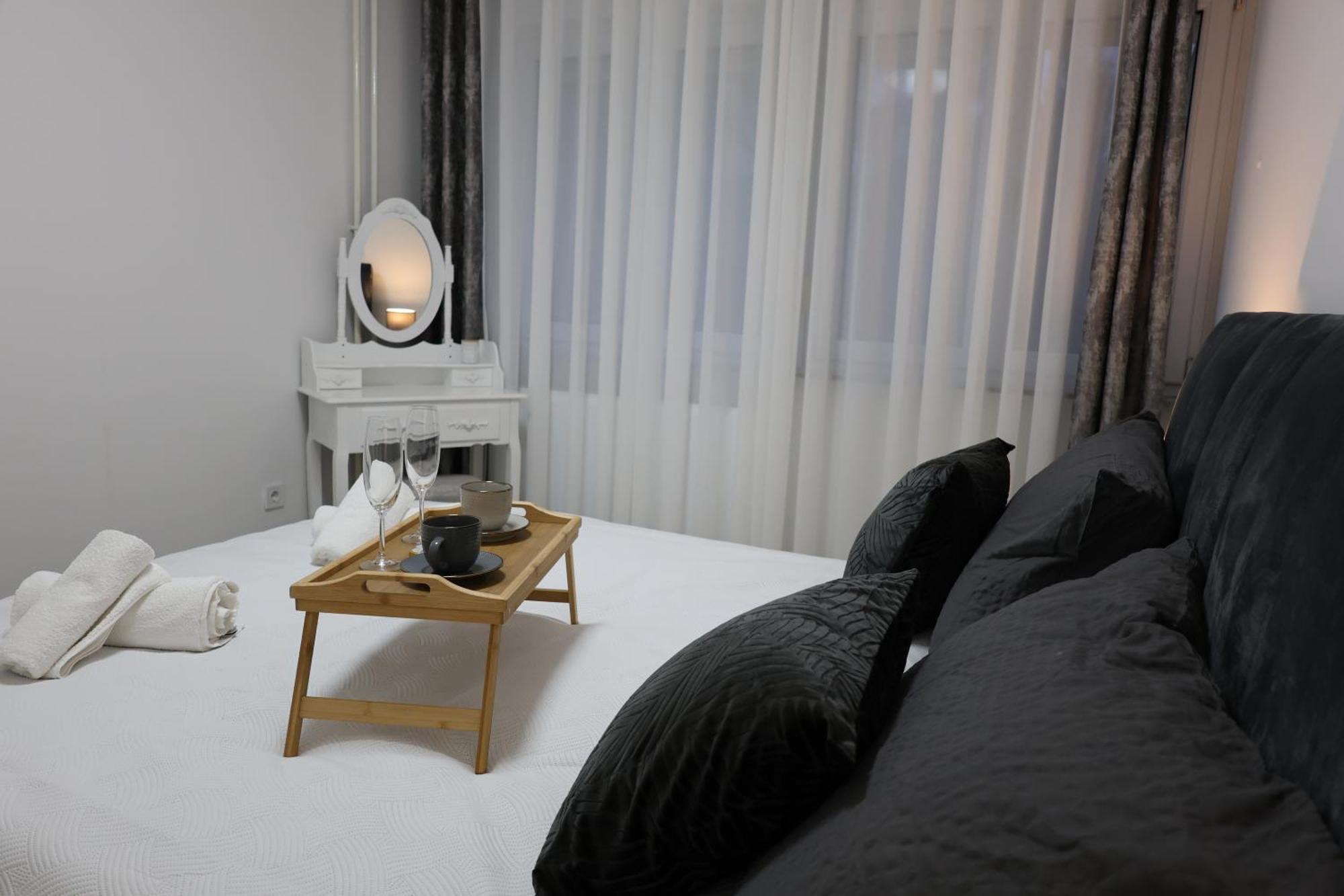 Nastasija Apartment Osijek Buitenkant foto